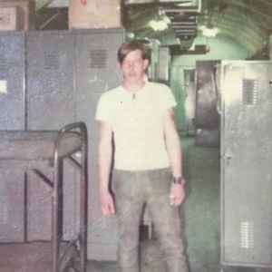 Meet your Posher, Dennis